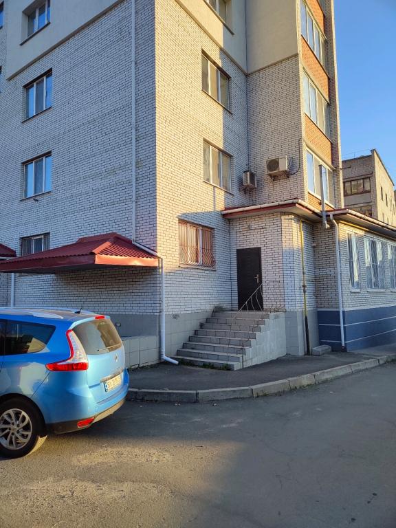 Сдается в аренду объект сферы услуг 56 кв. м в 5-этажном здании, цена: 6500 грн - фото 1