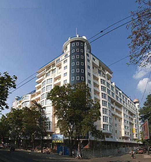 Продается 2-комнатная квартира 77 кв. м в Одессе, бул. Французский, 9 - фото 1