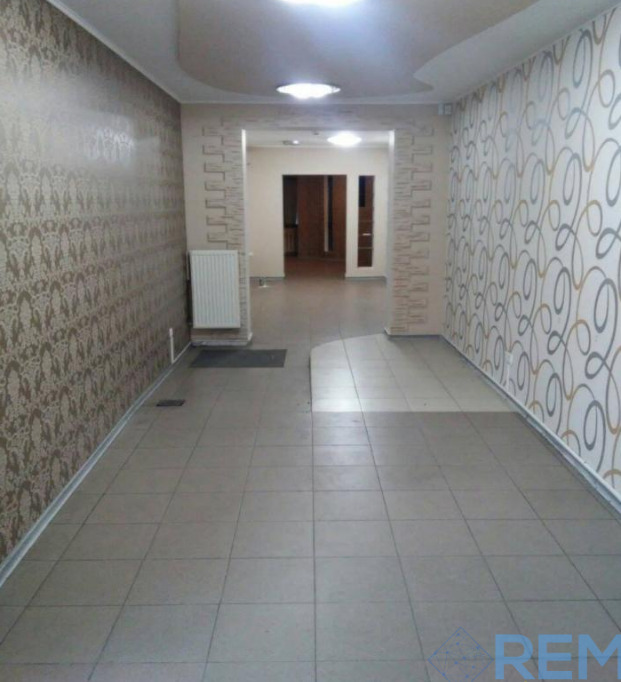 Продається офіс 87 кв. м в бізнес-центрі, цена: 135000 $