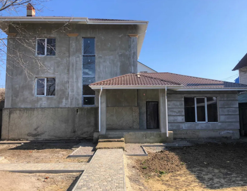 Продается дом на 3 этажа 285 кв. м с террасой, цена: 170000 $ - фото 1