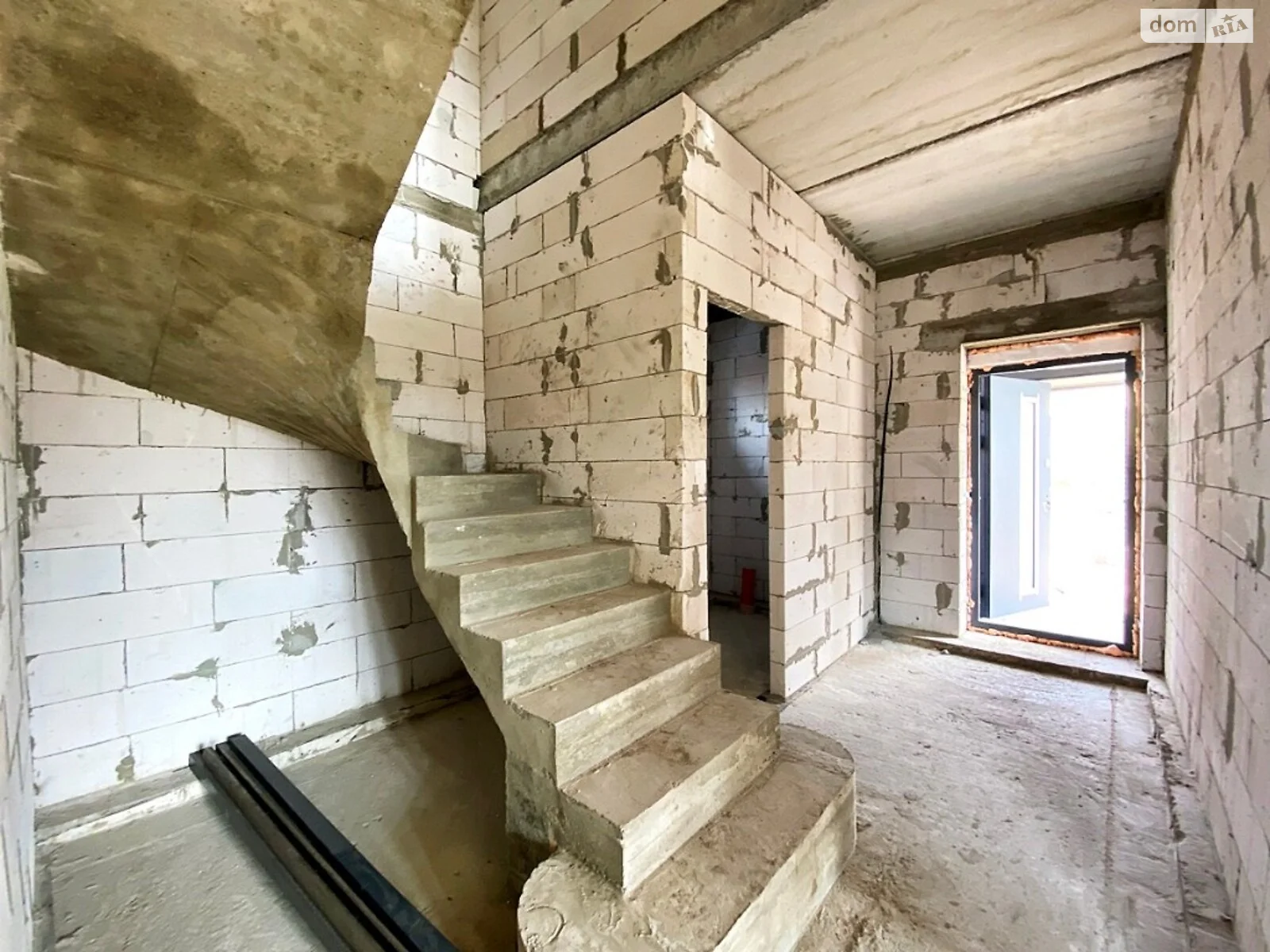 Продається будинок 2 поверховий 110 кв. м з терасою, цена: 110000 $ - фото 1