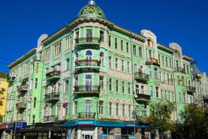 Продается 3-комнатная квартира 160 кв. м в Киеве, Большая Житомирская улица