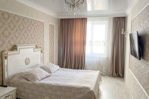 Продается 2-комнатная квартира 73 кв. м в Одессе, Старицкого улица