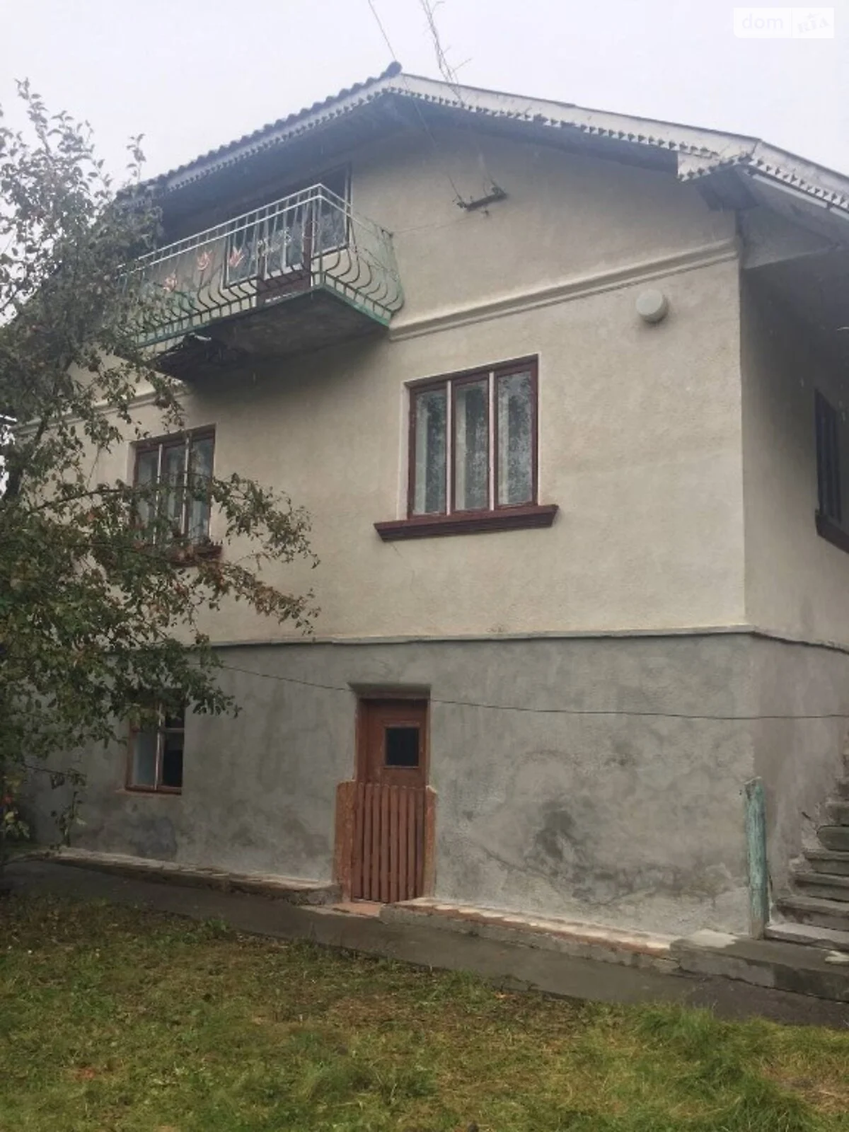 Продается дом на 2 этажа 112 кв. м с бассейном, цена: 35000 $ - фото 1