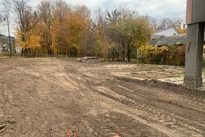 Куплю земельный участок в Черновцах без посредников