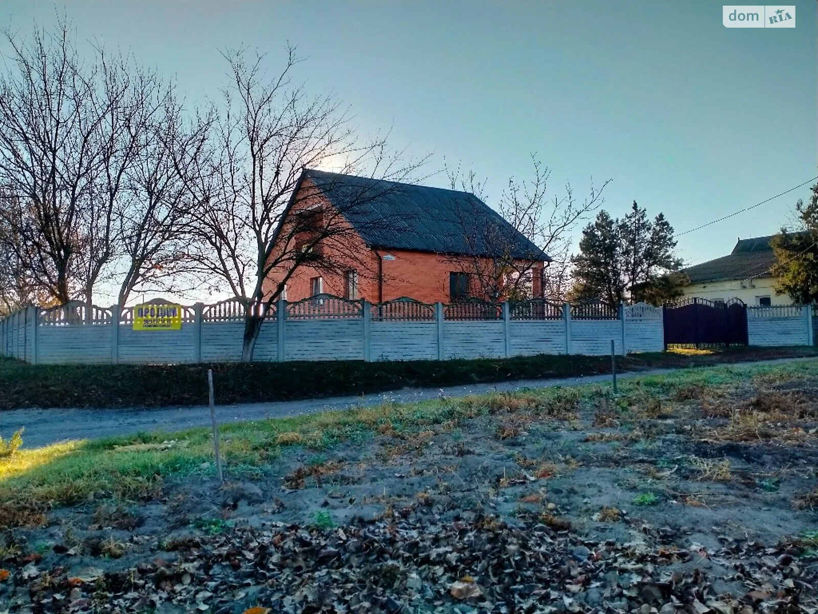 Продается одноэтажный дом 150.9 кв. м с бассейном, цена: 78500 $ - фото 1