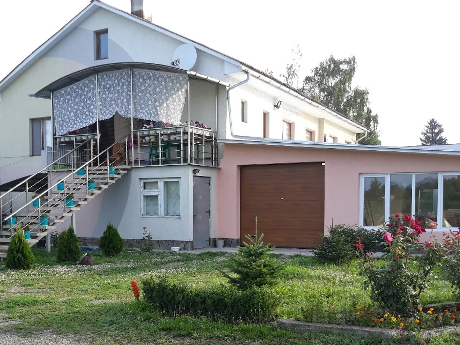 Продається будинок 2 поверховий 630 кв. м з каміном, цена: 265000 $