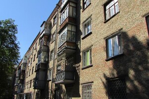 Продается 3-комнатная квартира 77.2 кв. м в Киеве, Печерский узвоз