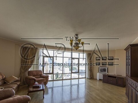 Сдается в аренду 4-комнатная квартира 180 кв. м в Киеве, ул. Большая Васильковская