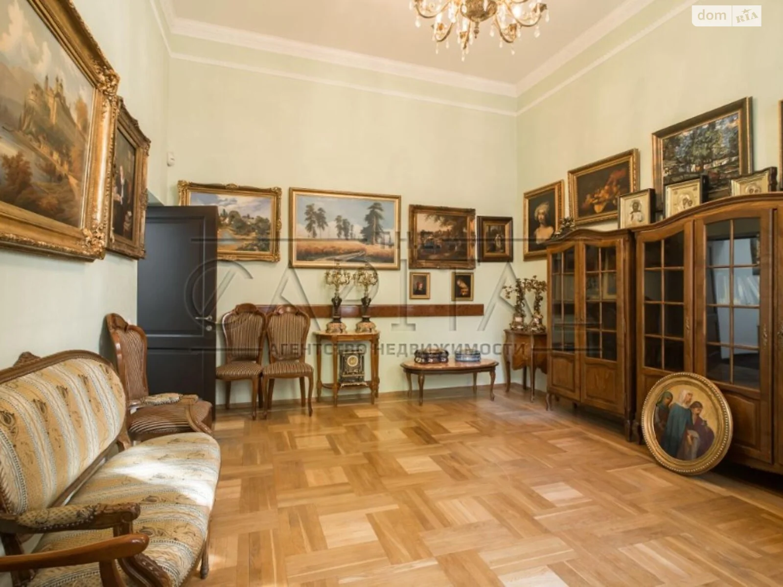 Продается 3-комнатная квартира 110 кв. м в Киеве, ул. Ольгинская