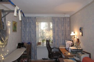 Продається 3-кімнатна квартира 57.1 кв. м у Миколаєві, Сенная  Буденного улица
