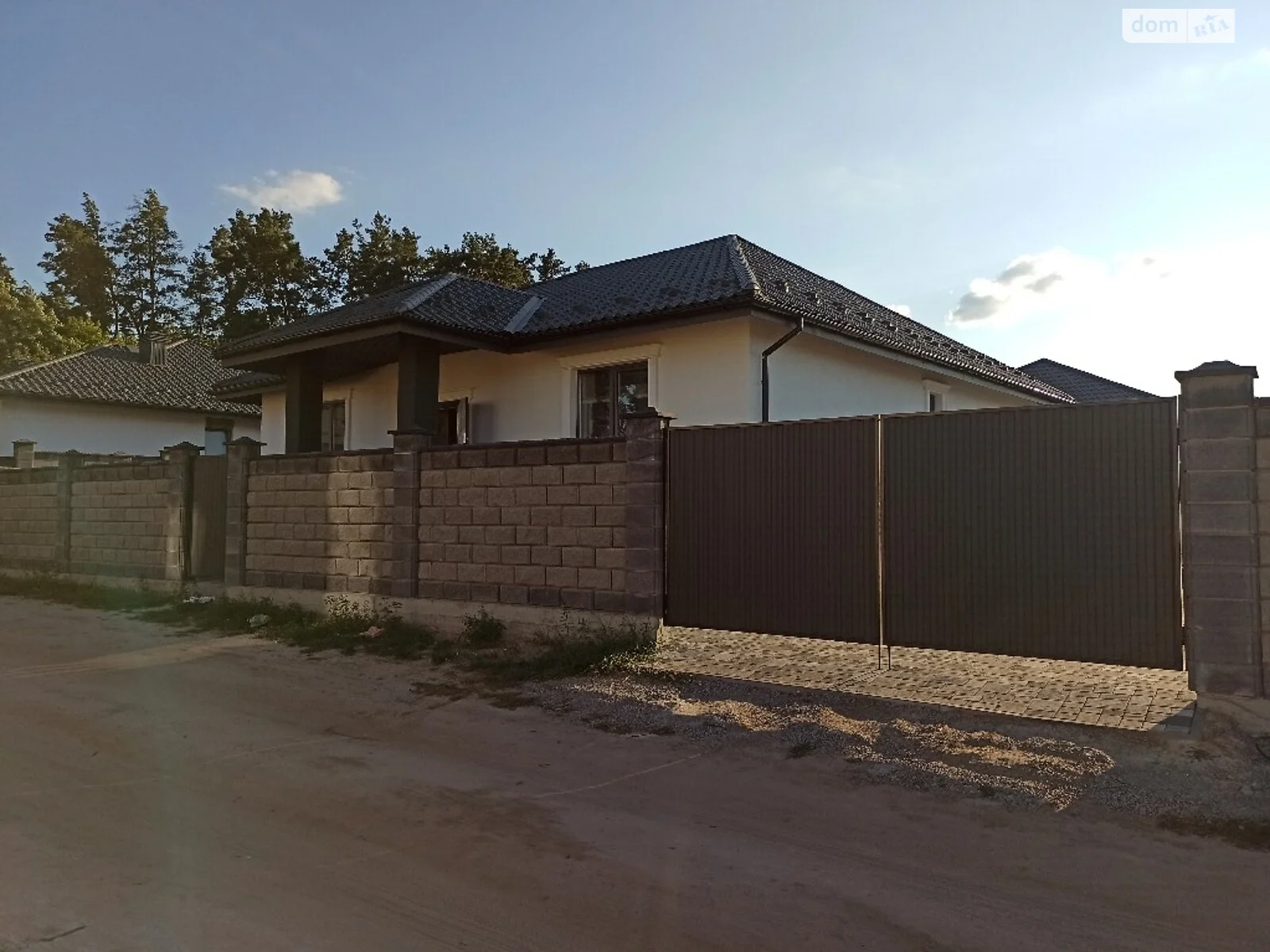 Продается одноэтажный дом 113.5 кв. м с подвалом, цена: 120000 $ - фото 1