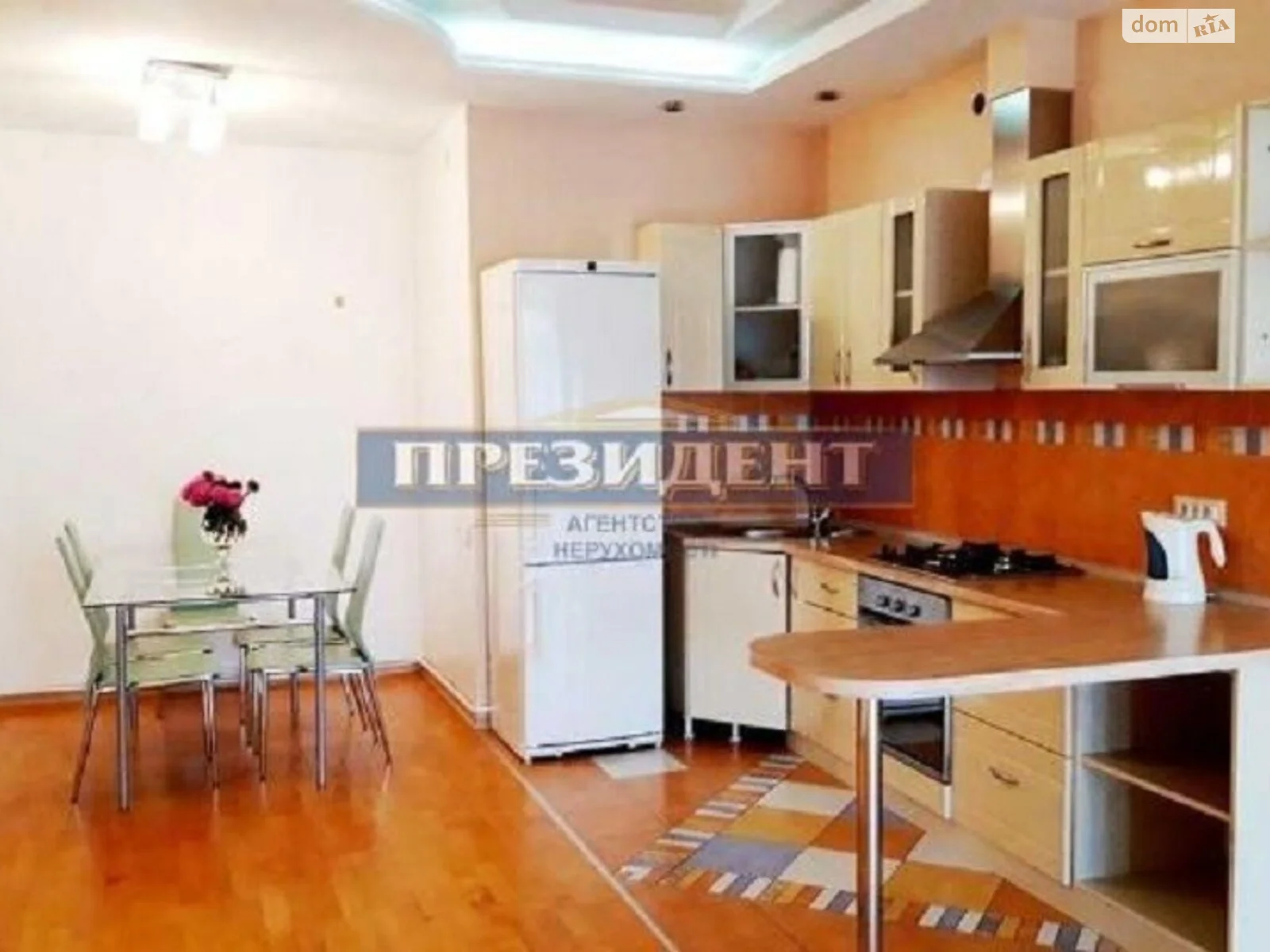 Продается 3-комнатная квартира 145 кв. м в Одессе, ул. Ивана Франко