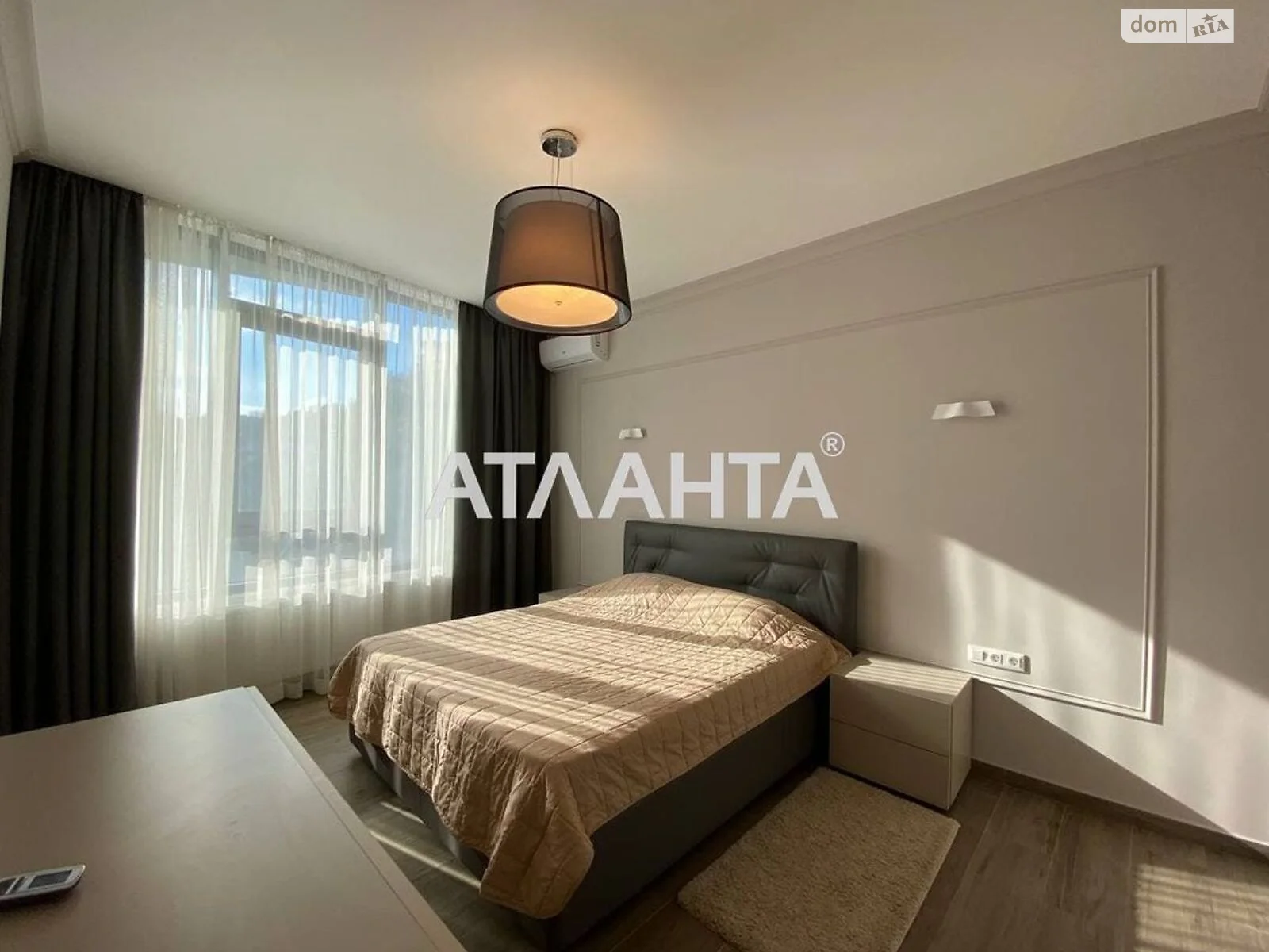 Продается 1-комнатная квартира 53.1 кв. м в Одессе, Фонтанская дор., 77А - фото 1