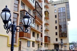 Продаж квартири, Чернівці, р‑н. Центр, Герцена вулиця