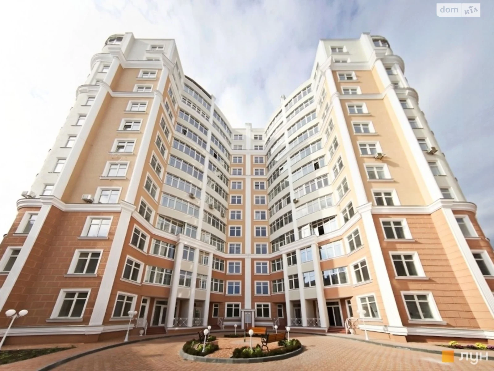 Продается 4-комнатная квартира 240 кв. м в Одессе - фото 2