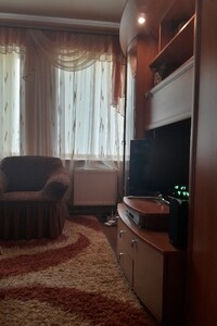 Продается 2-комнатная квартира 49.2 кв. м в Городище, Героїв Чернобиля