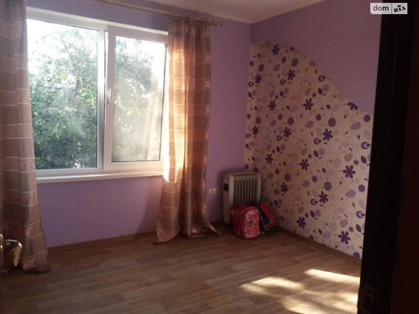 Продается 3-комнатная квартира 44 кв. м в Одессе, ул. Кутузакия Александра, 54 - фото 1