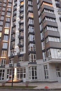 Продается 3-комнатная квартира 84 кв. м в Киеве, Львовская улица