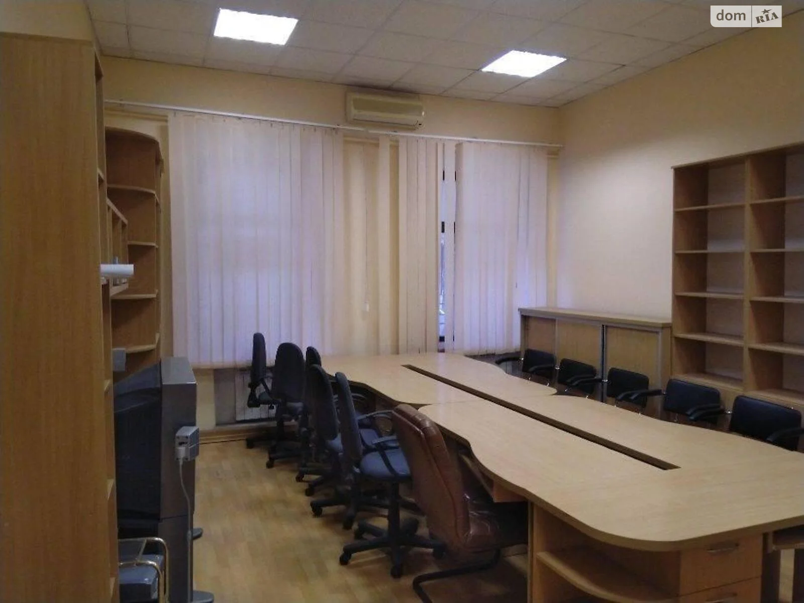 Продается 4-комнатная квартира 123 кв. м в Одессе, пер. Нечипуренко - фото 1
