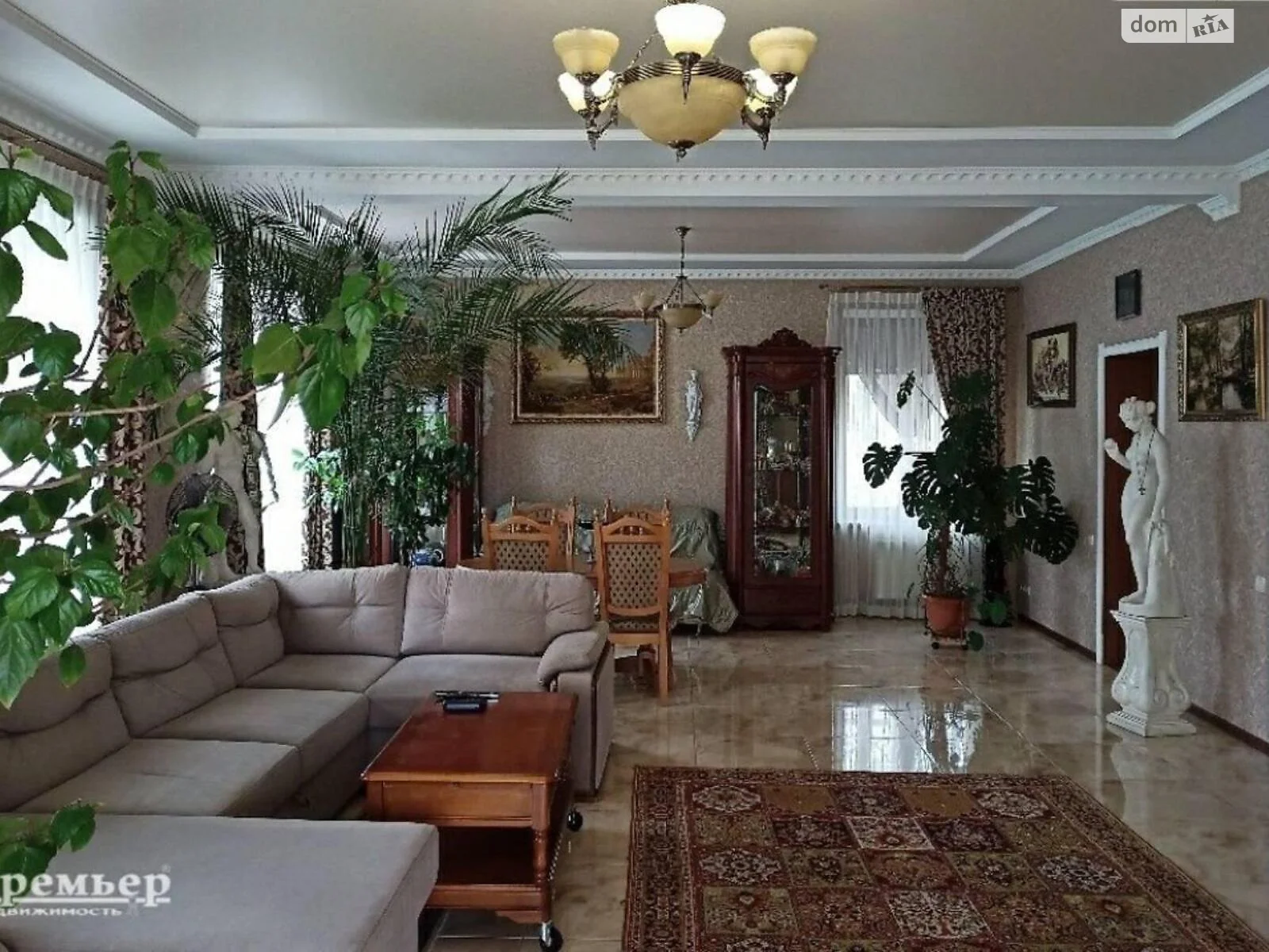 Продається будинок 2 поверховий 220 кв. м з гаражем, цена: 195000 $ - фото 1