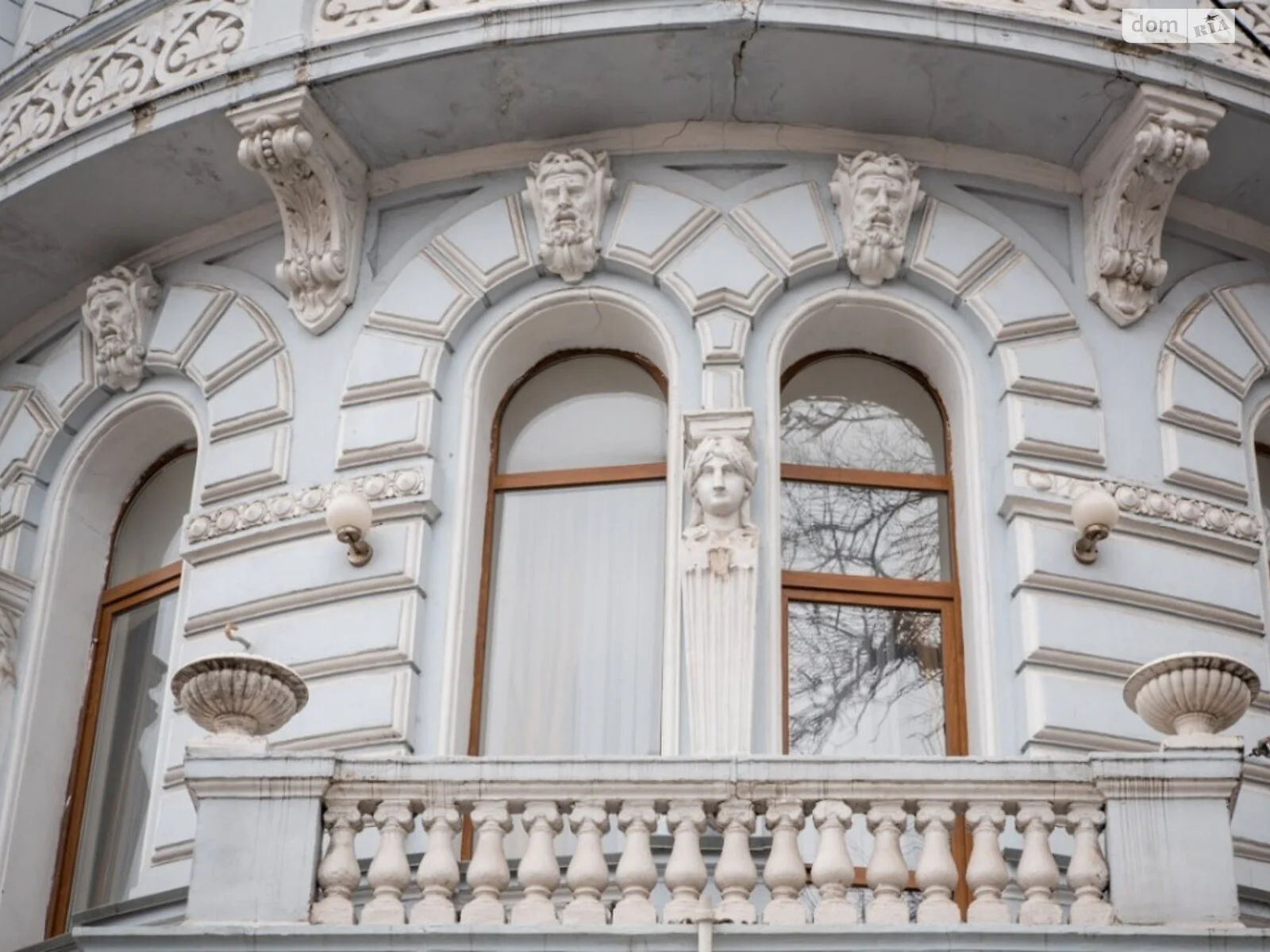 Продается 4-комнатная квартира 171.9 кв. м в Одессе, ул. Екатерининская - фото 1