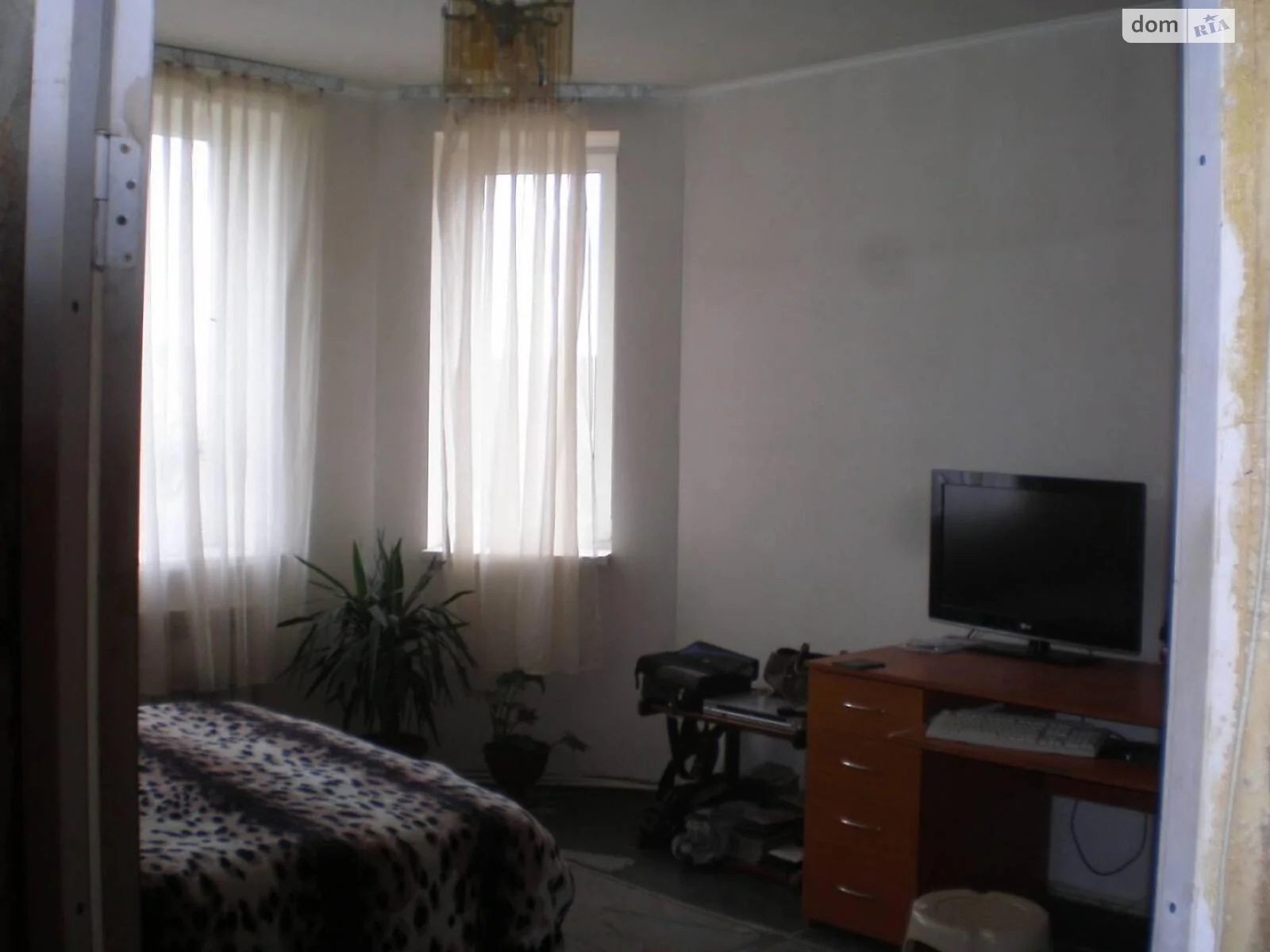 Продається одноповерховий будинок 192 кв. м з гаражем, цена: 56000 $