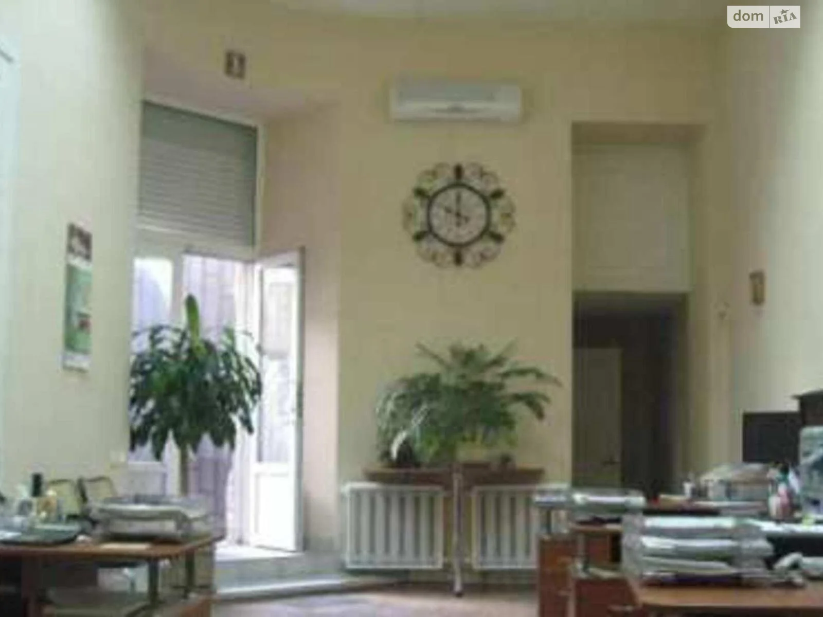 Продается 2-комнатная квартира 65 кв. м в Одессе, ул. Пироговская