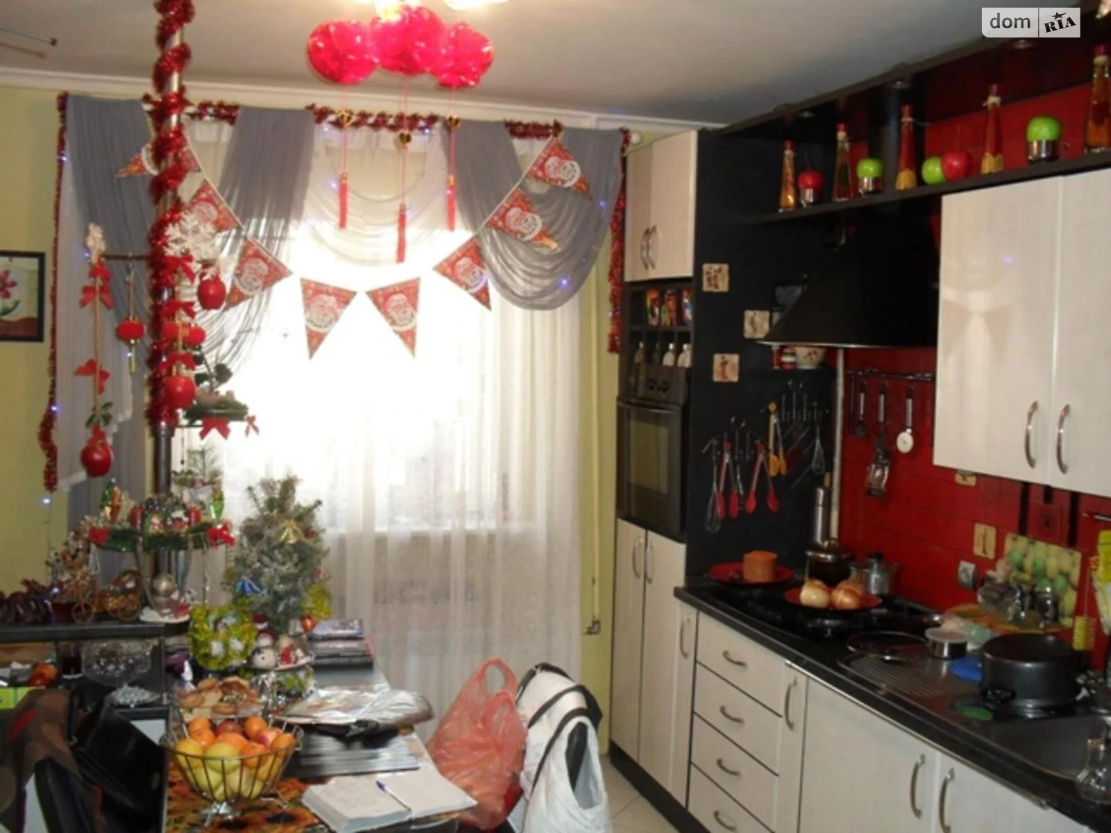 Продается 5-комнатная квартира 125 кв. м в Одессе, ул. Академика Королева - фото 1