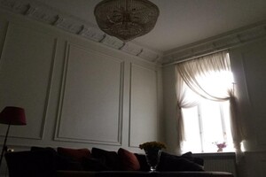 Продается 3-комнатная квартира 125 кв. м в Одессе, Гоголя улица