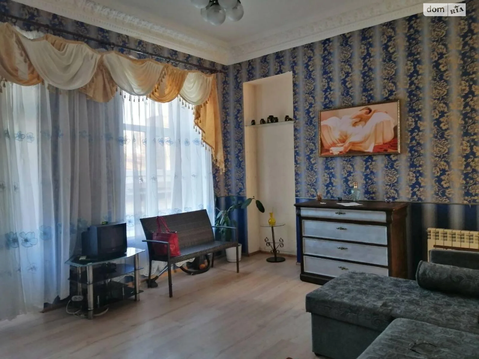 Продається 3-кімнатна квартира 60 кв. м у Одесі, вул. Катерининська