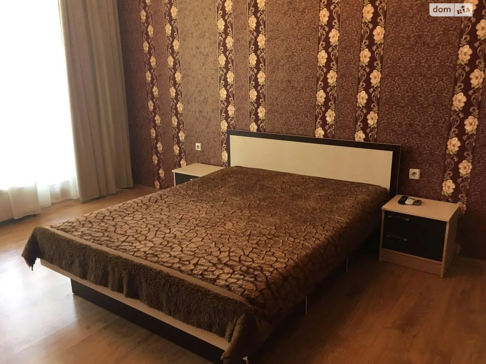 Продається 2-кімнатна квартира 95 кв. м у Одесі, плато Гагарінське