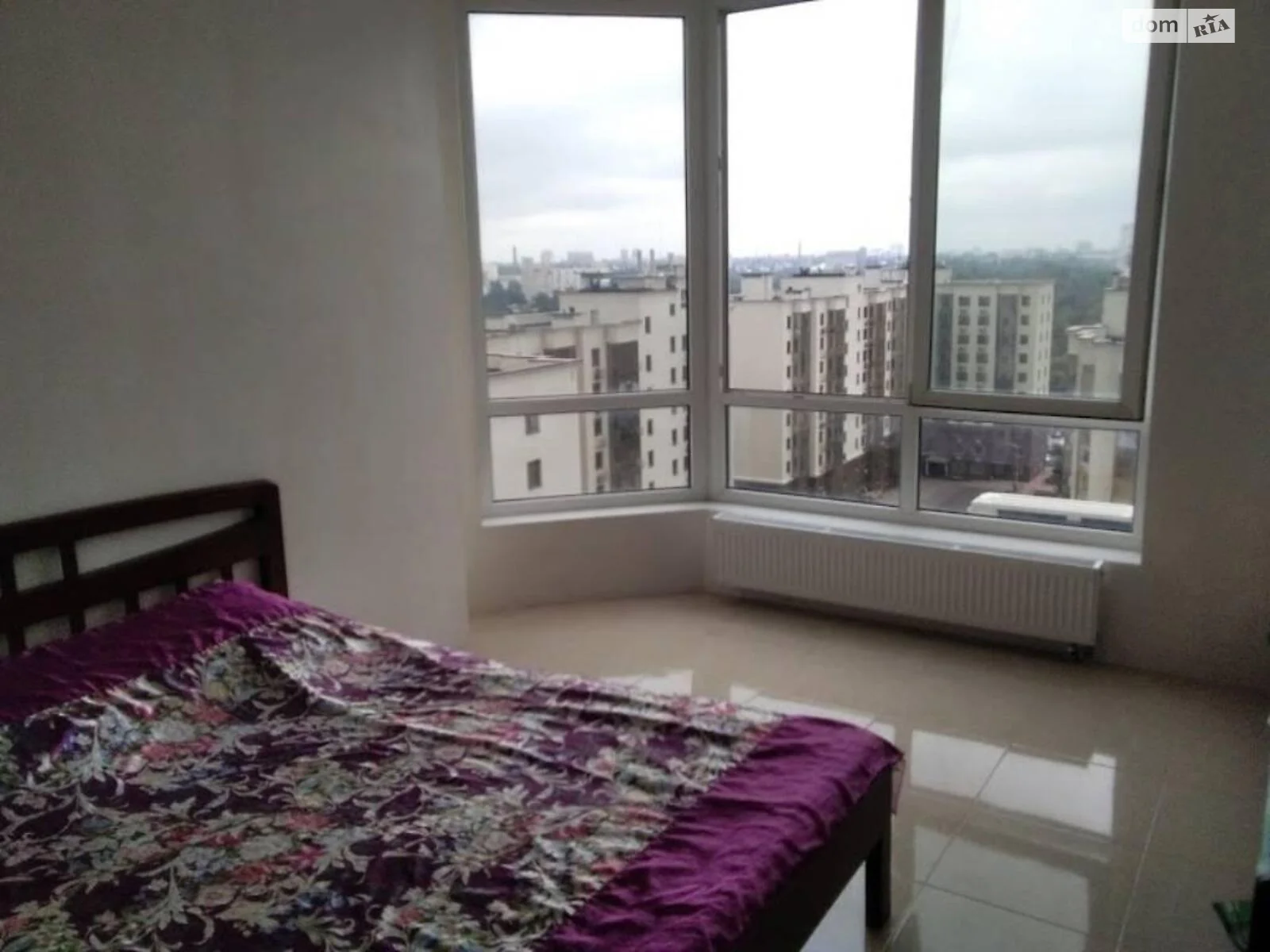 Продається 1-кімнатна квартира 52 кв. м у Одесі, вул. Маршала Малиновського