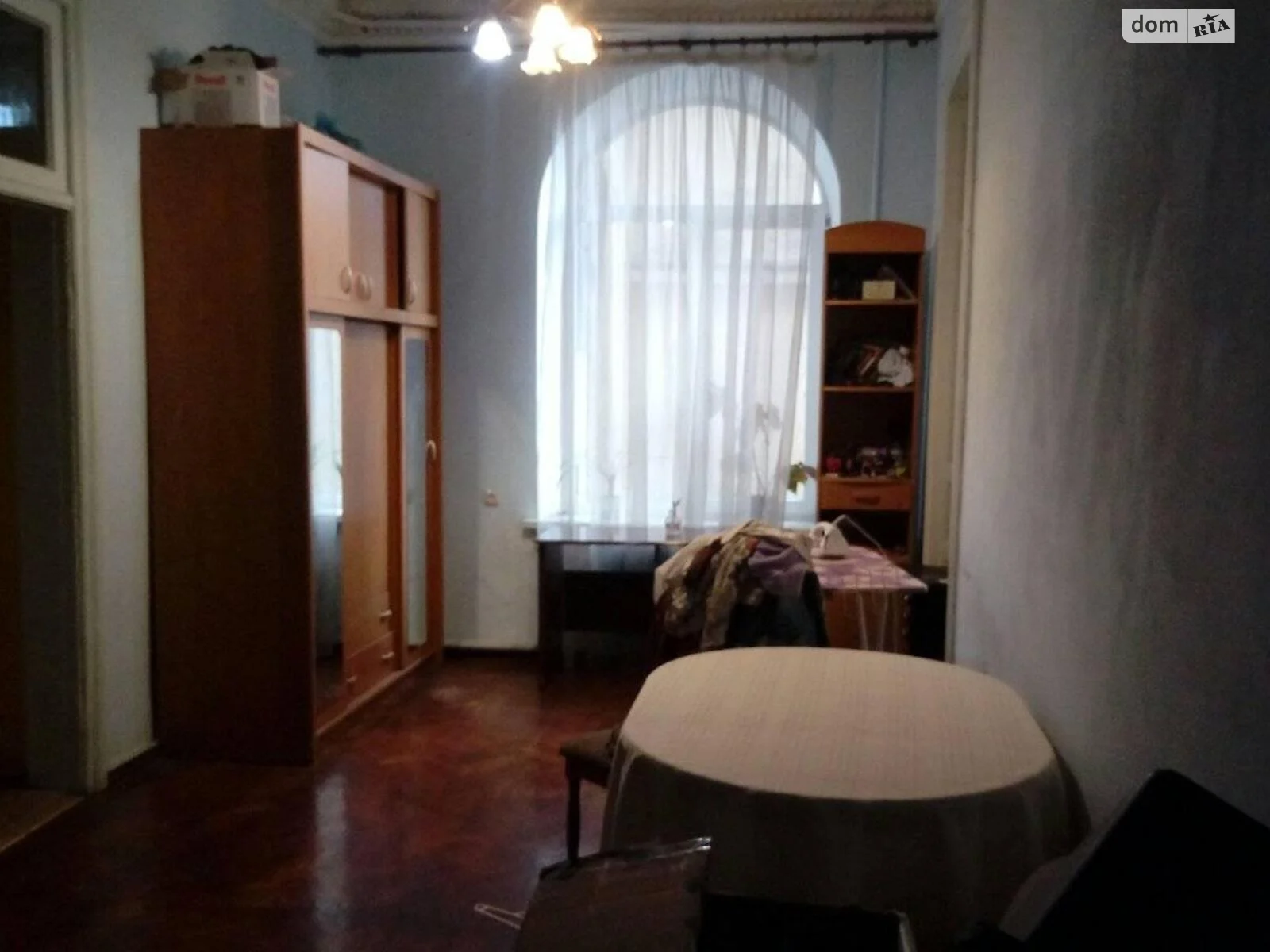 Продается 3-комнатная квартира 110 кв. м в Одессе, ул. Екатерининская