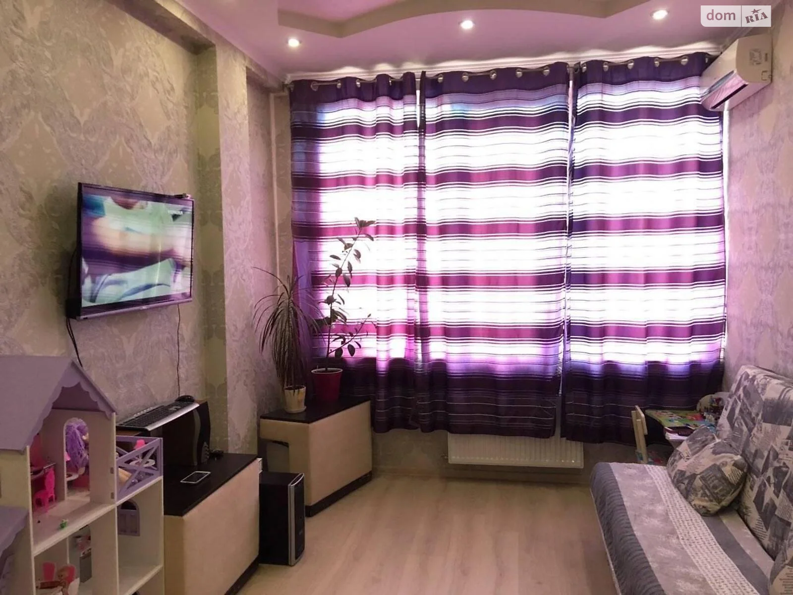 Продається 2-кімнатна квартира 50 кв. м у Одесі, вул. Глиняна - фото 1