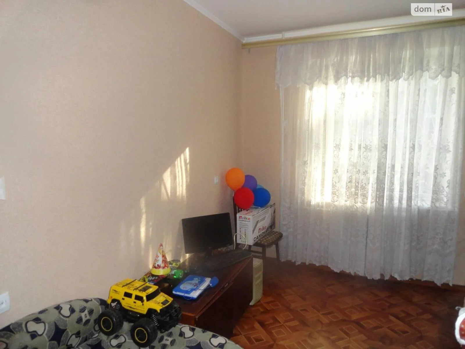 Продается 3-комнатная квартира 67.8 кв. м в Одессе, ул. Якова Бреуса - фото 1