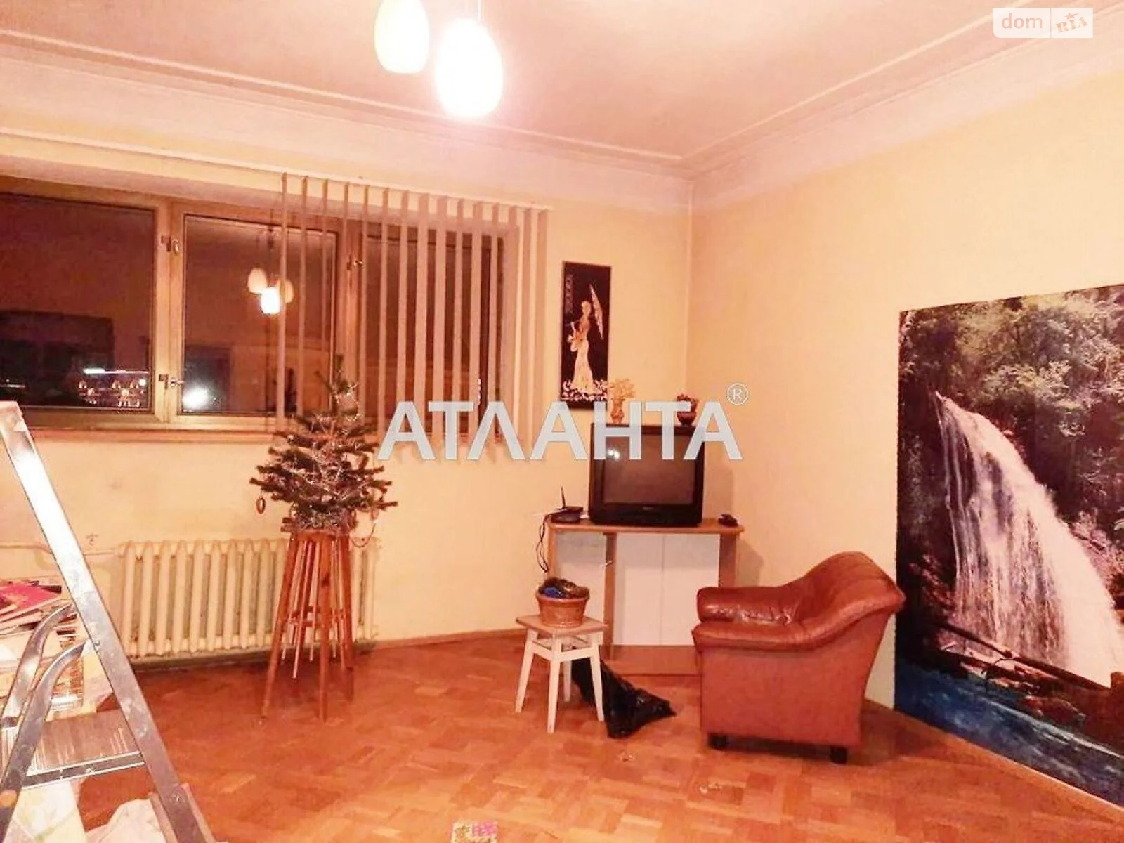 Продается 2-комнатная квартира 70.5 кв. м в Киеве, ул. Костельная - фото 1