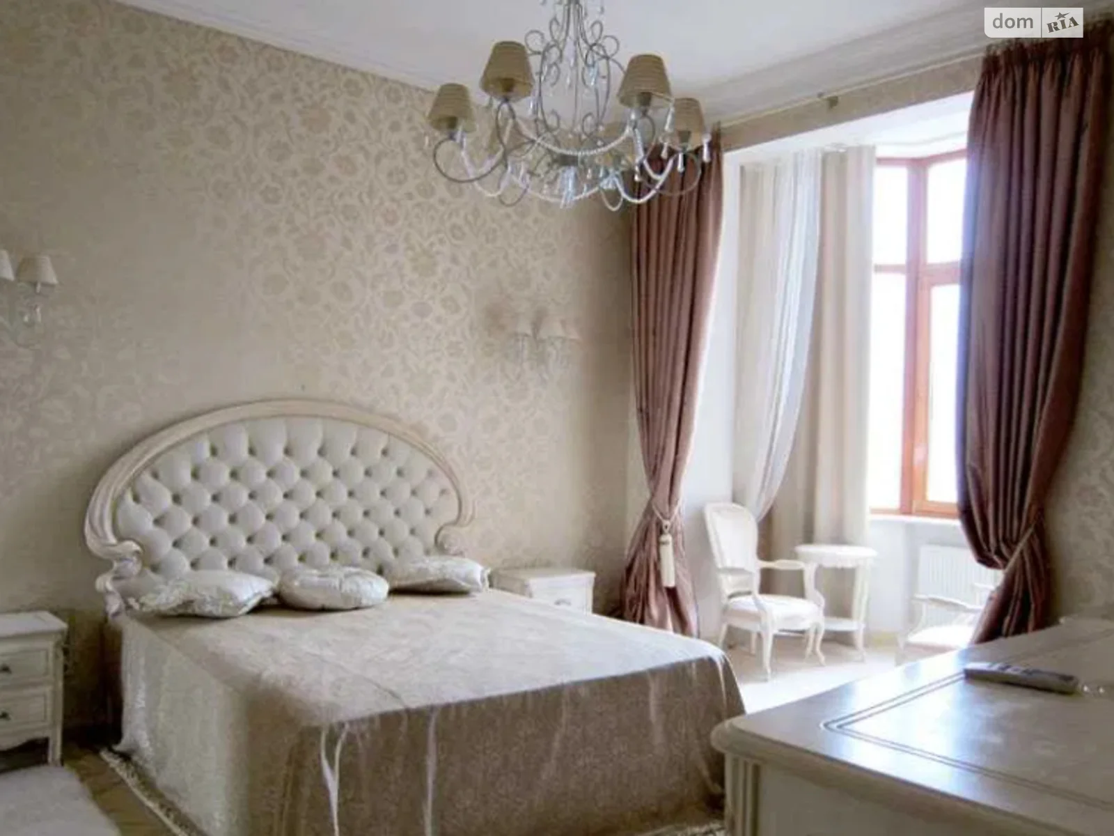 Сдается в аренду 3-комнатная квартира 265 кв. м в Киеве - фото 3