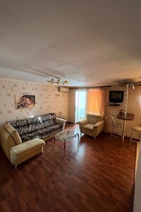 Продається 1-кімнатна квартира 33 кв. м у Києві