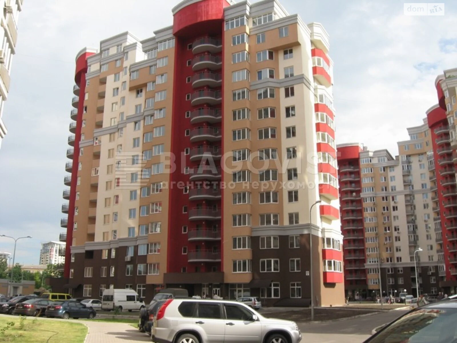 Продается 1-комнатная квартира 56 кв. м в Киеве, ул. Василия Симоненко, 5А - фото 1