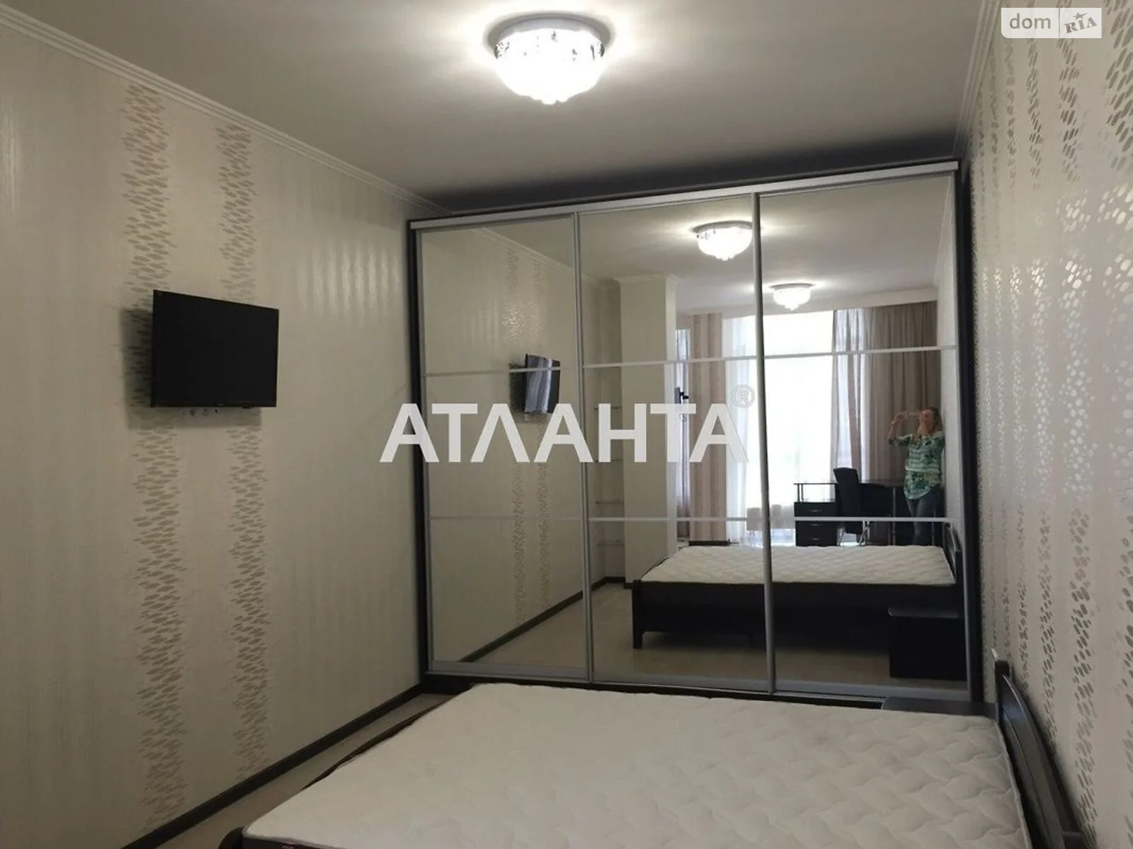 Продается 2-комнатная квартира 63 кв. м в Одессе, бул. Французский, 225 - фото 1