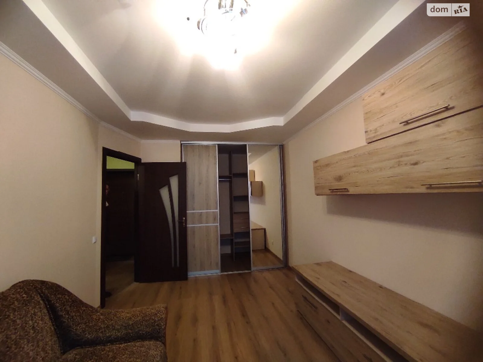 1-комнатная квартира 40 кв. м в Тернополе - фото 2