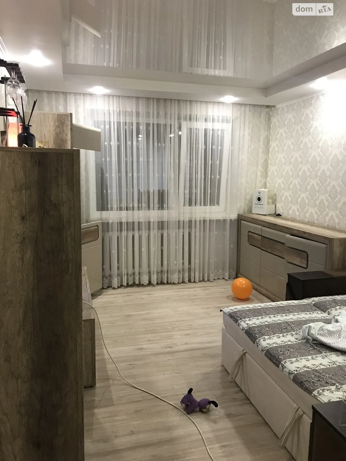 Продается 2-комнатная квартира 56 кв. м в Одессе, просп. Гагарина, 15 - фото 1