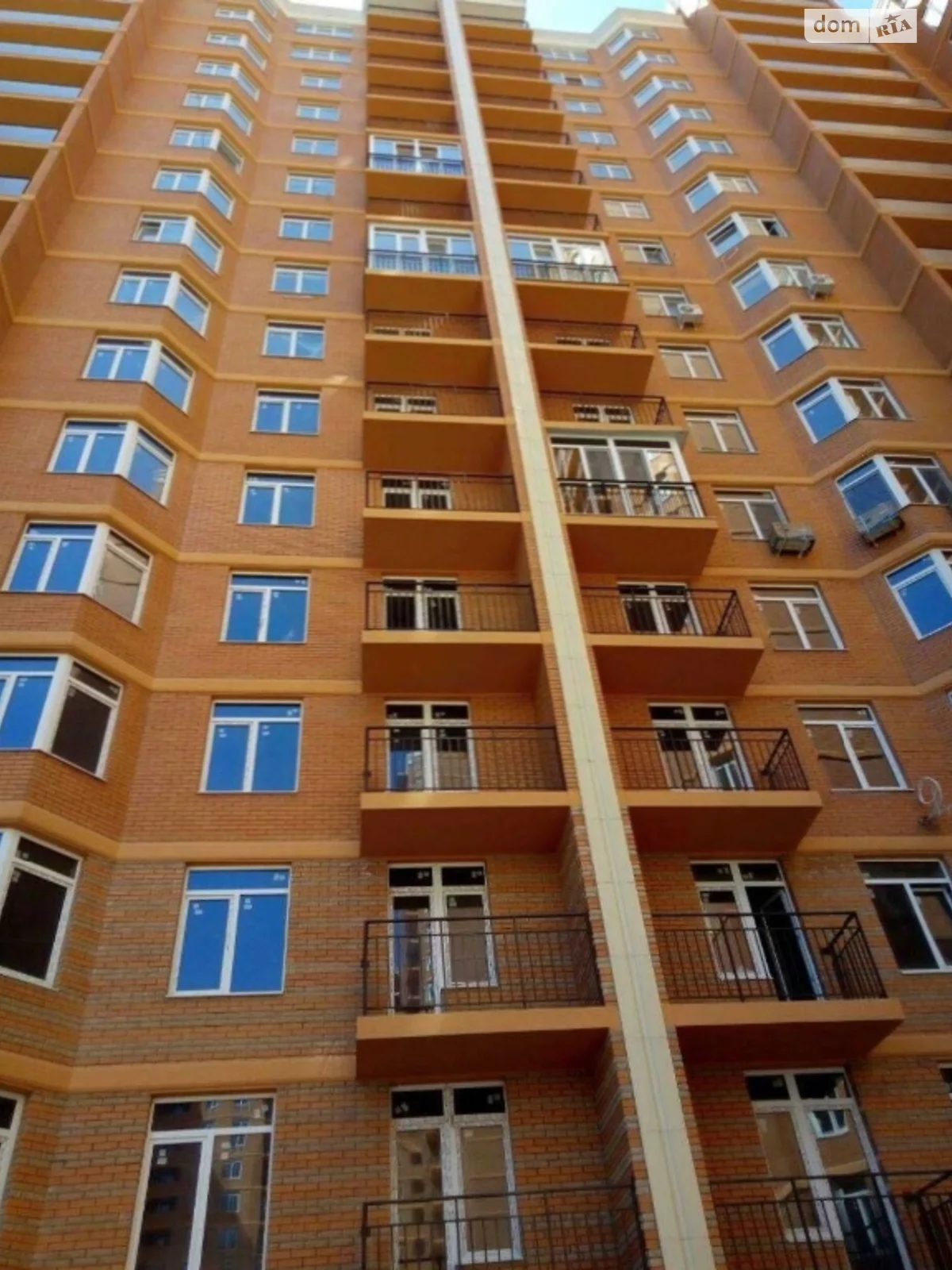 Продается 3-комнатная квартира 117 кв. м в Одессе, ул. Жаботинского - фото 1