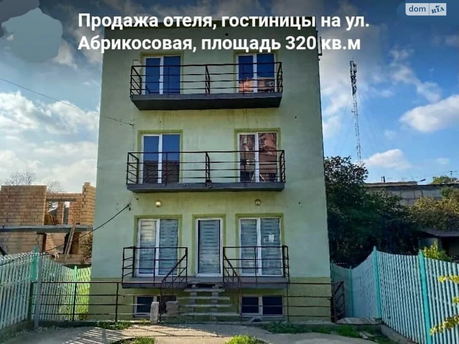 Продается объект сферы услуг 320 кв. м в 3-этажном здании, цена: 192900 $ - фото 1