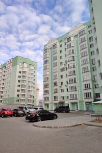 Продаж квартири, Полтава, р‑н. Центр, Павленківська площа