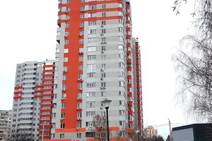 Продается 1-комнатная квартира 50 кв. м в Харькове, просп. Победы