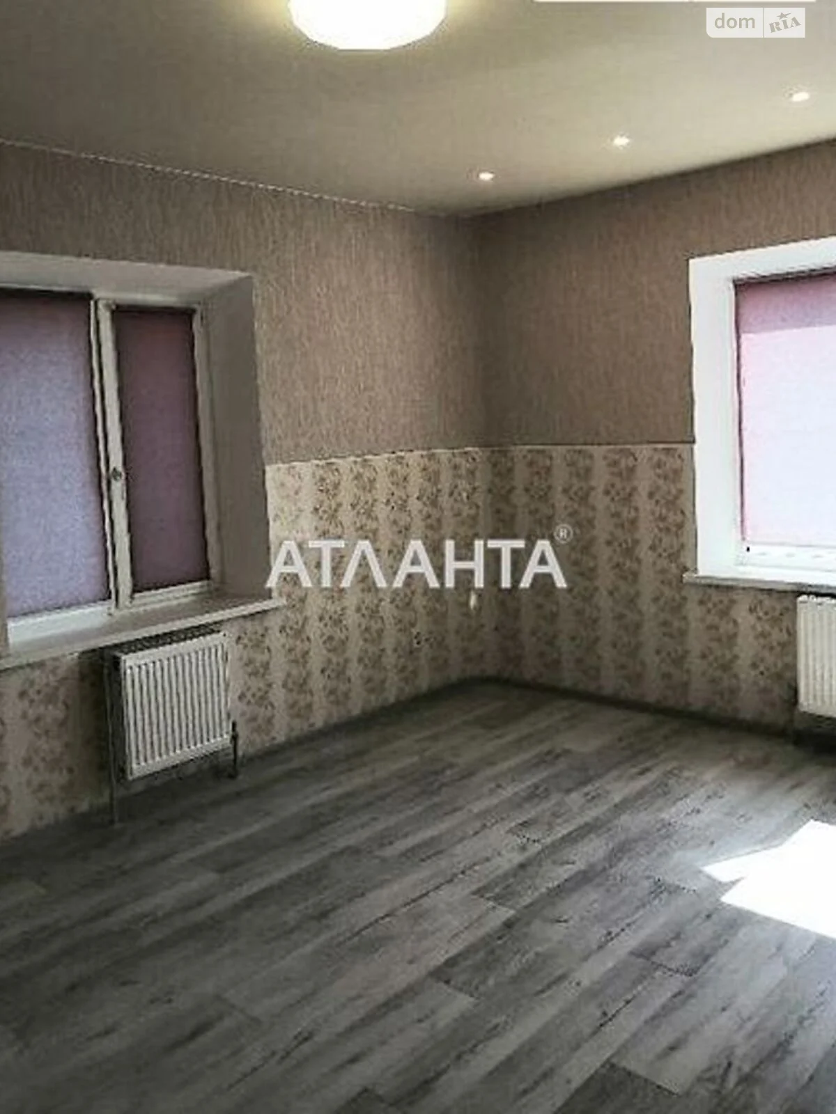Продается 3-комнатная квартира 71 кв. м в Одессе, ул. Марсельская, 462