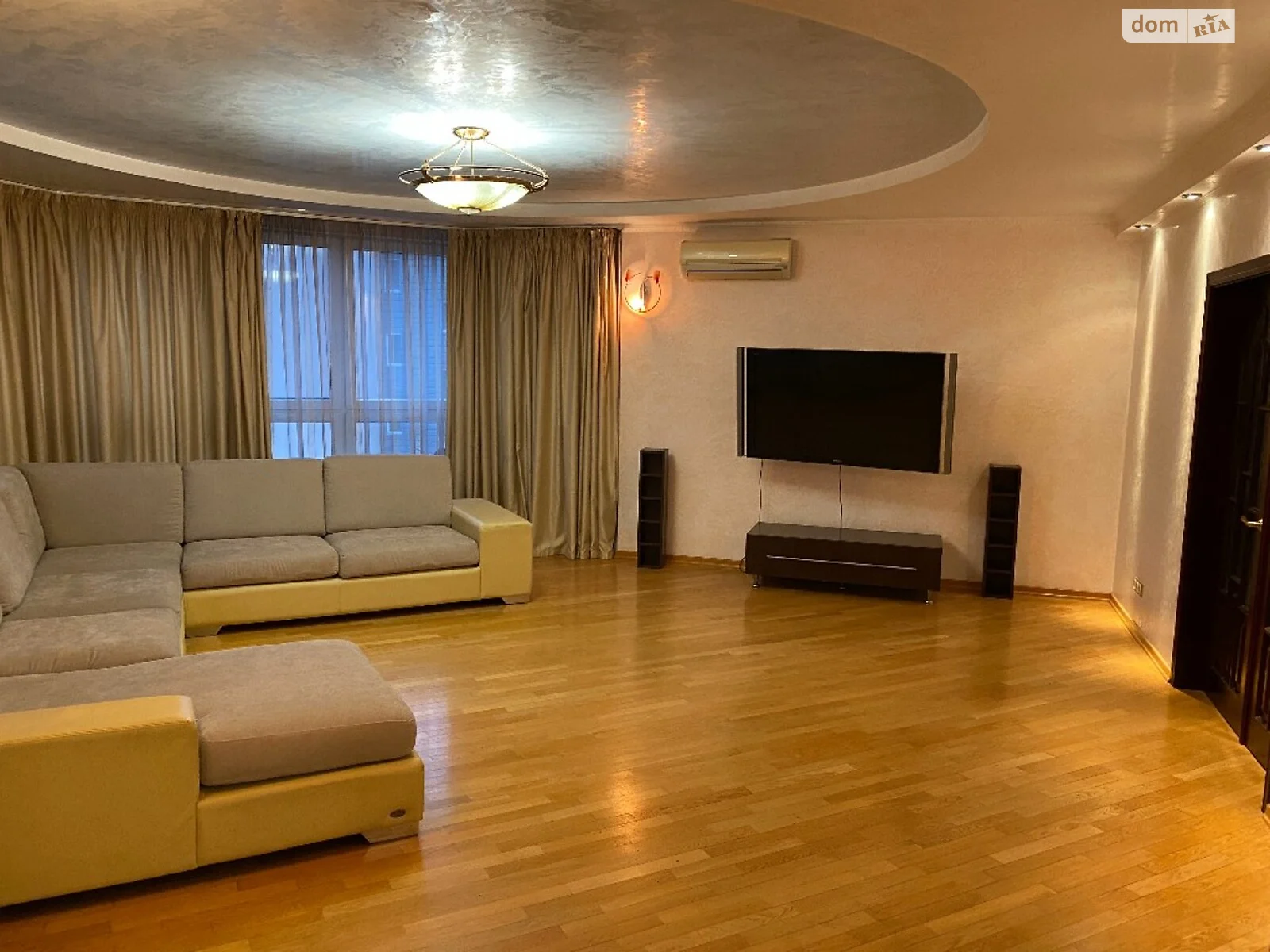 Продается 4-комнатная квартира 167.3 кв. м в Киеве - фото 1