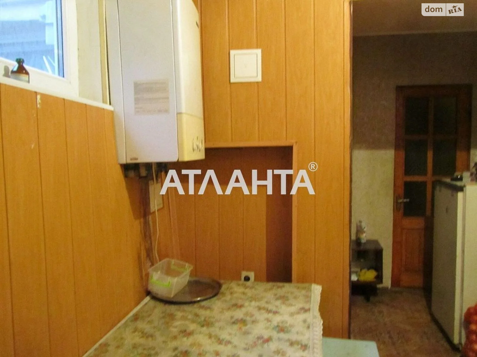 Продається 2-кімнатна квартира 45 кв. м у Одесі